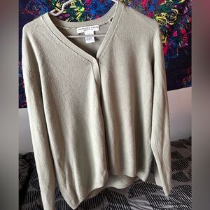 Josephine Chaus green sweater (Used)